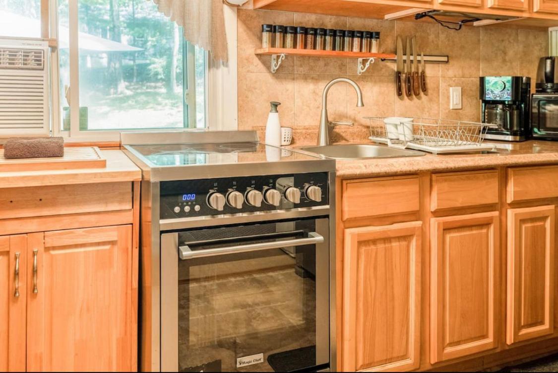 Pocono cabin, PRIVATE pool Shawnee/Camelback East Stroudsburg Esterno foto