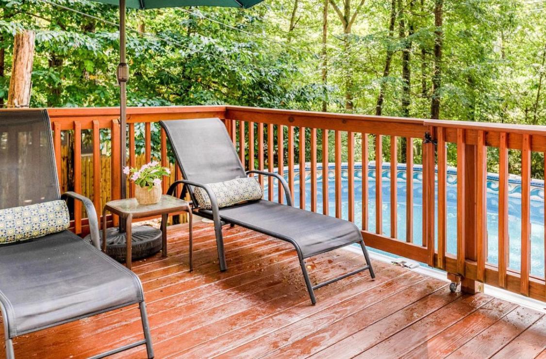 Pocono cabin, PRIVATE pool Shawnee/Camelback East Stroudsburg Esterno foto