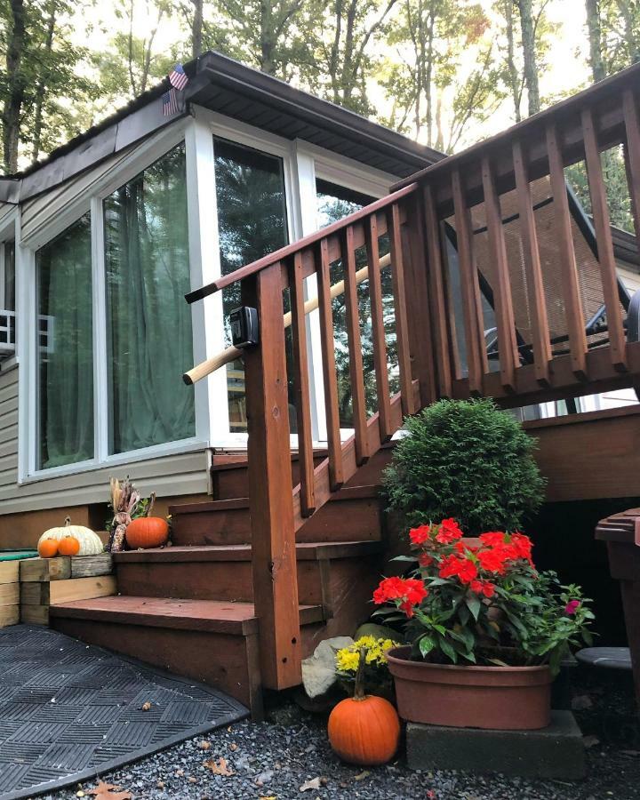 Pocono cabin, PRIVATE pool Shawnee/Camelback East Stroudsburg Esterno foto