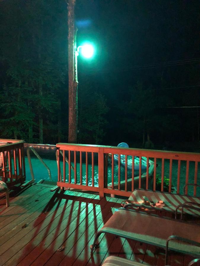 Pocono cabin, PRIVATE pool Shawnee/Camelback East Stroudsburg Esterno foto